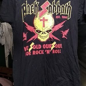 Black Sabbath tee shirt